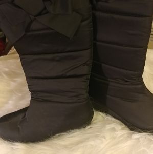 Dressy snow boots